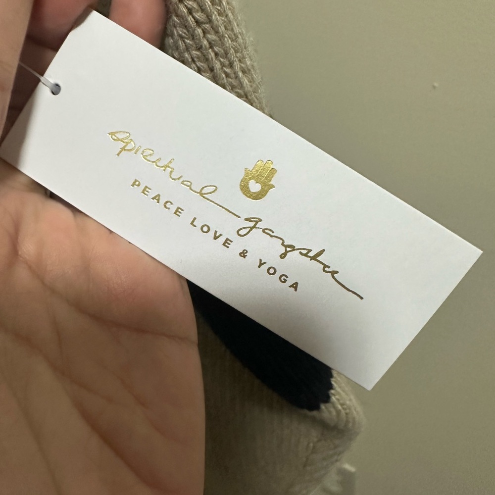 Spiritual Gangster‎ Robyn Henley Sweater - Picture 7 of 9